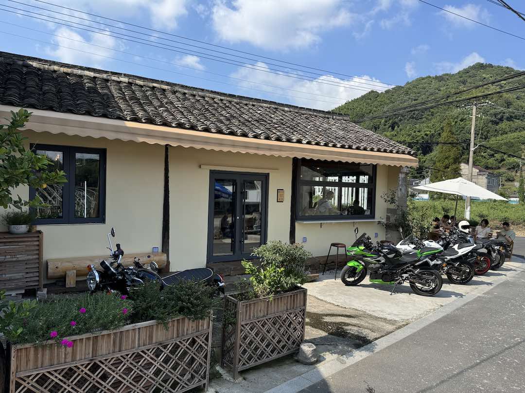 Outdoor Motorcycles 1080p