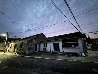 Outside Painting at Sunset 1080