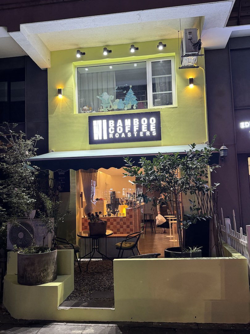 Roasters Yinzhou Branch 1080p
